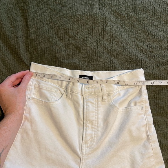 Express White Straight Jeans - Picture 4 of 7